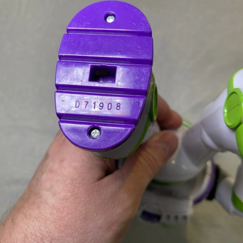 Disney Pixar Buzz Lightyear 12